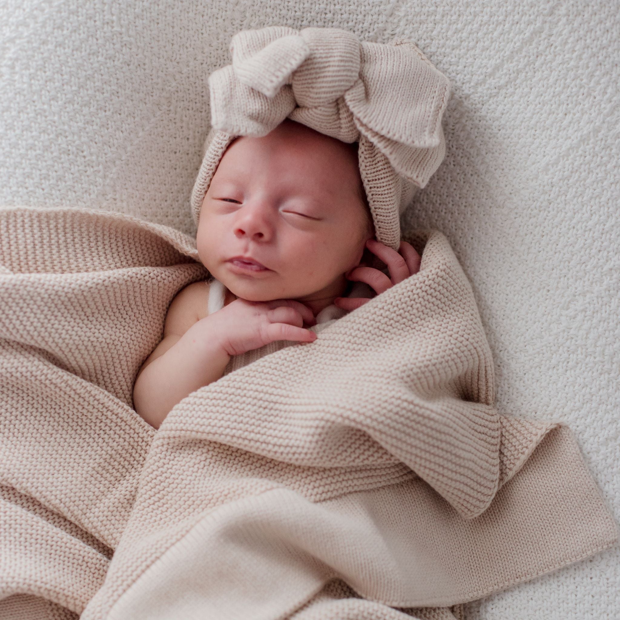 Why Are Organic Baby Blankets with Natural Fibres Better for Winter?
