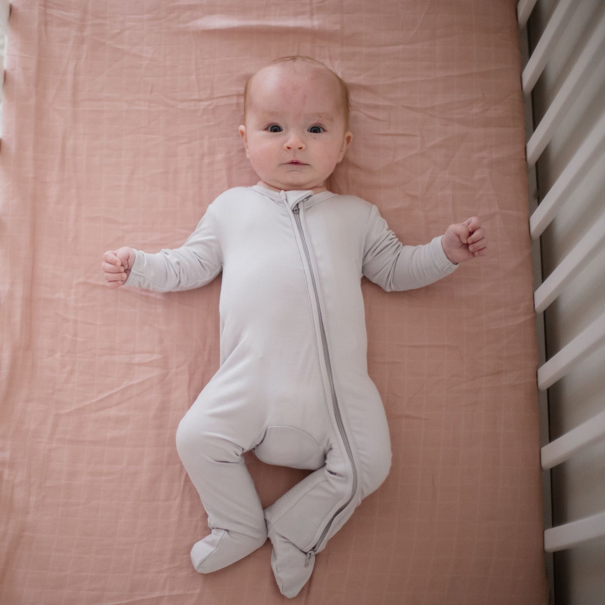 Best 18-36 Month Sleeping Bags for NZ Toddlers: A Buying Guide to Zippered Rompers vs Traditional Sleep Bags