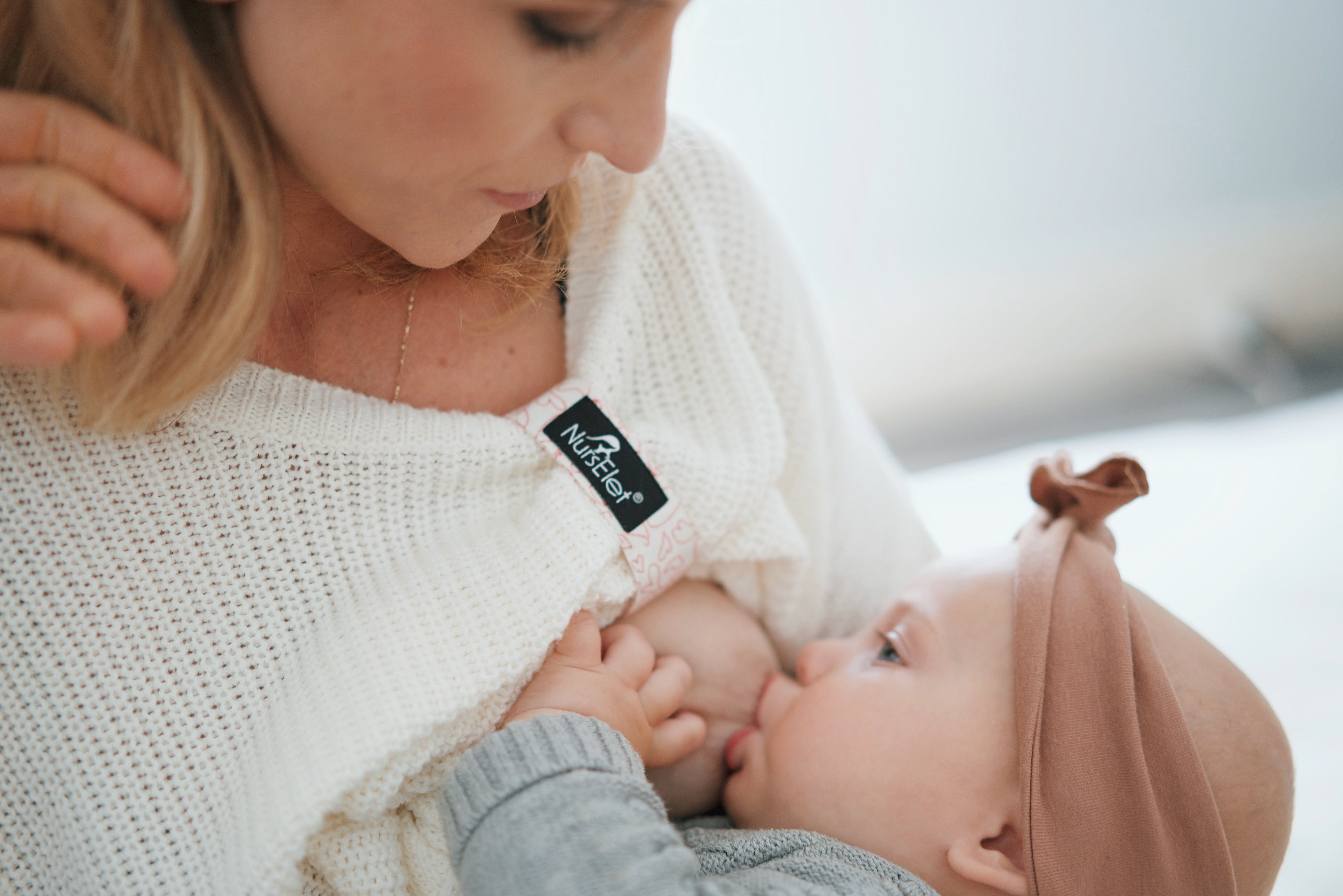 First Time Feeding in Public: Real Stories from Australian Mums