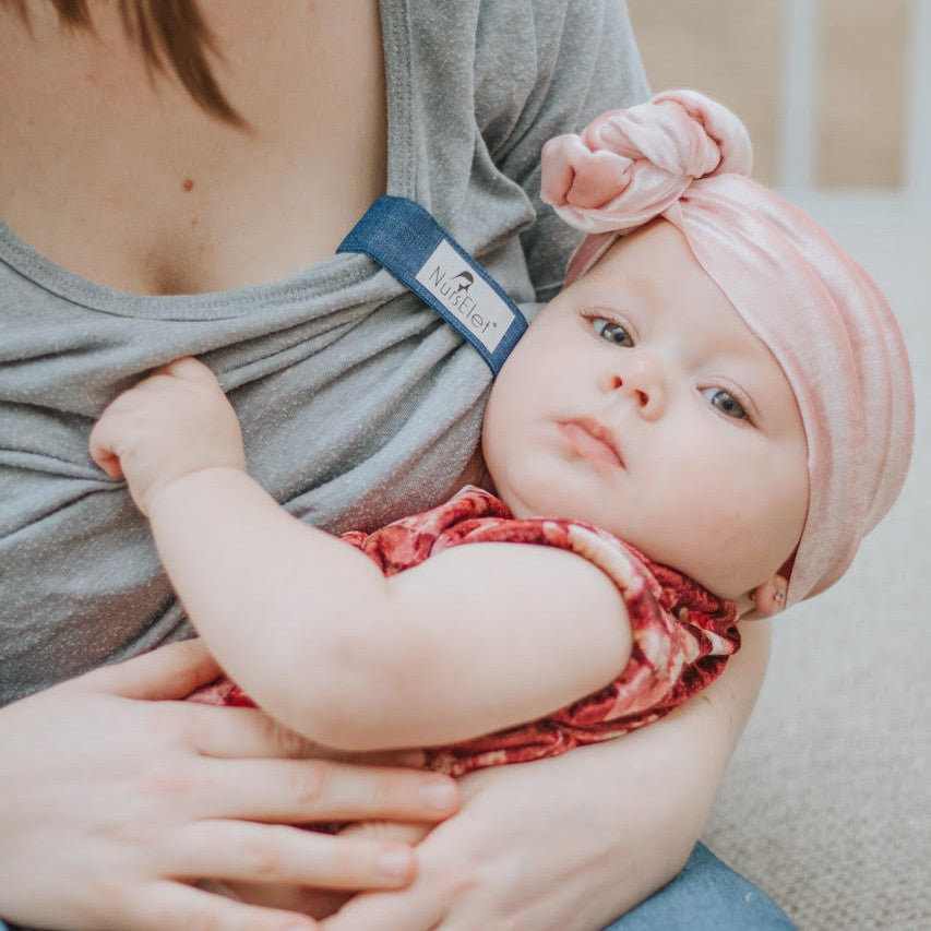 Breastfeeding Bracelet Nurselet - I Dream Of Jeanie lifestyle